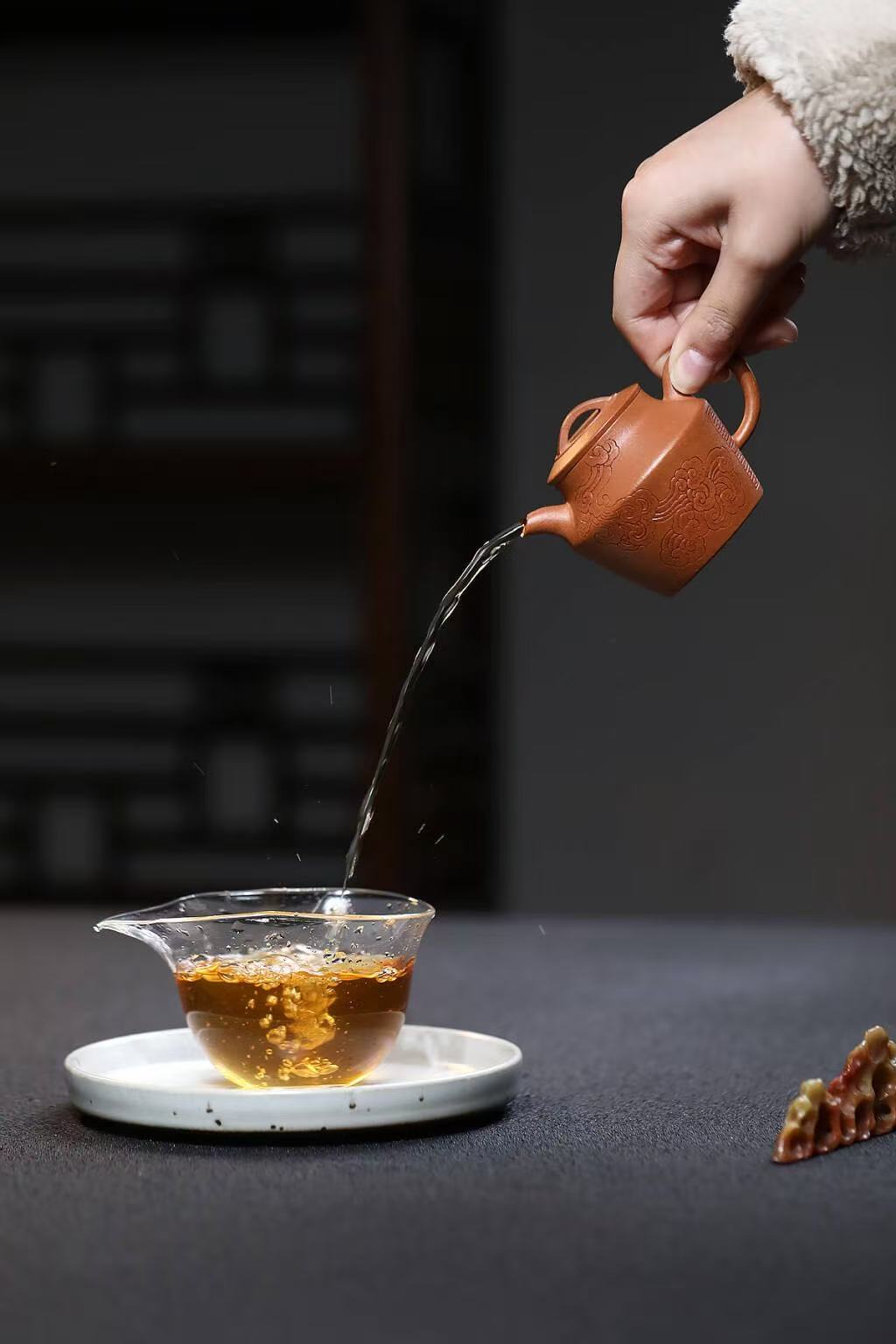 Handmade Yixing Zisha Teapot "Xiang Yun" (Auspicious Clouds) | 祥云 - 120ml