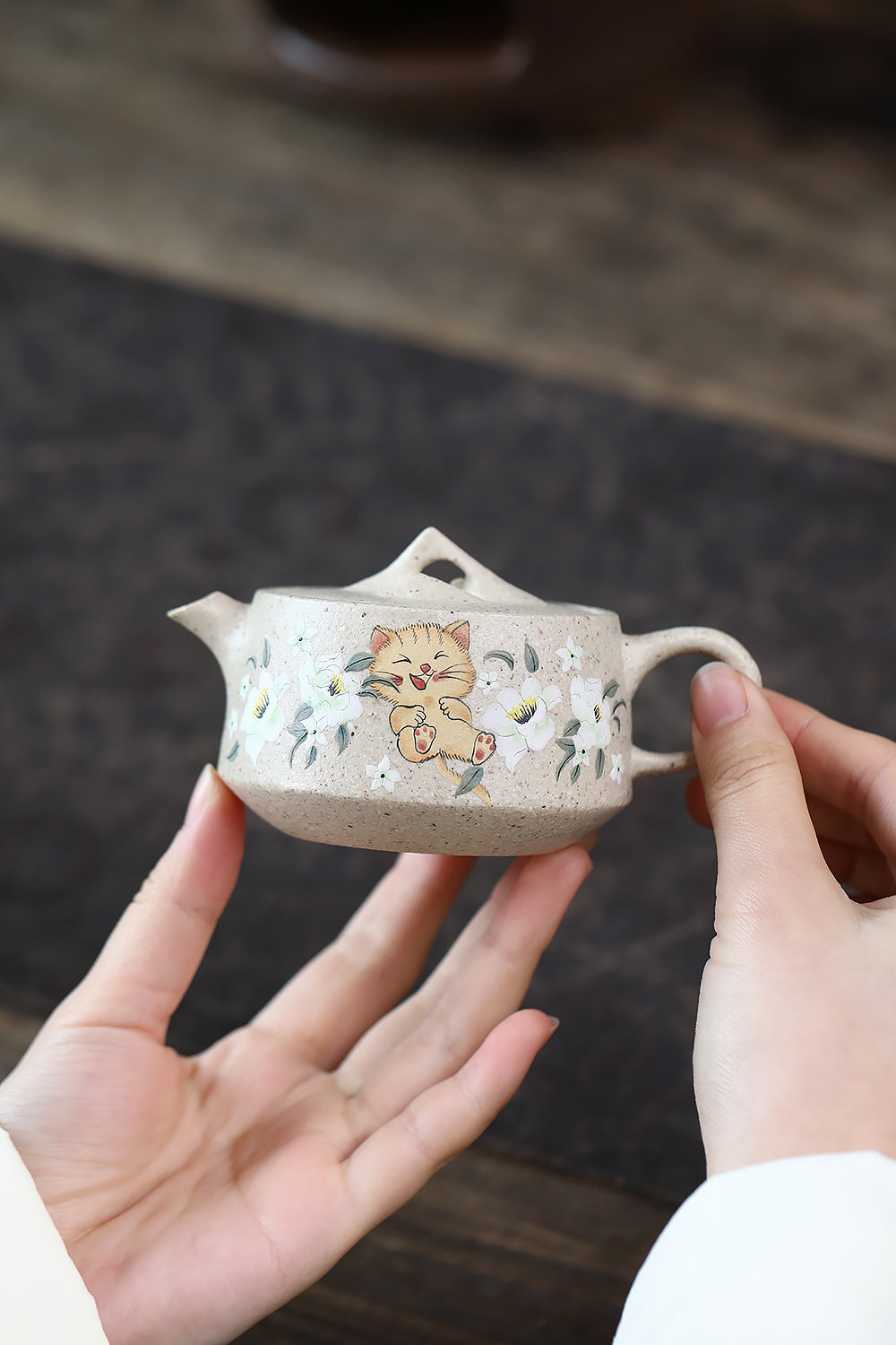 Handmade Yixing Zisha Teapot "Guan Shan" | 观山 - 120ml