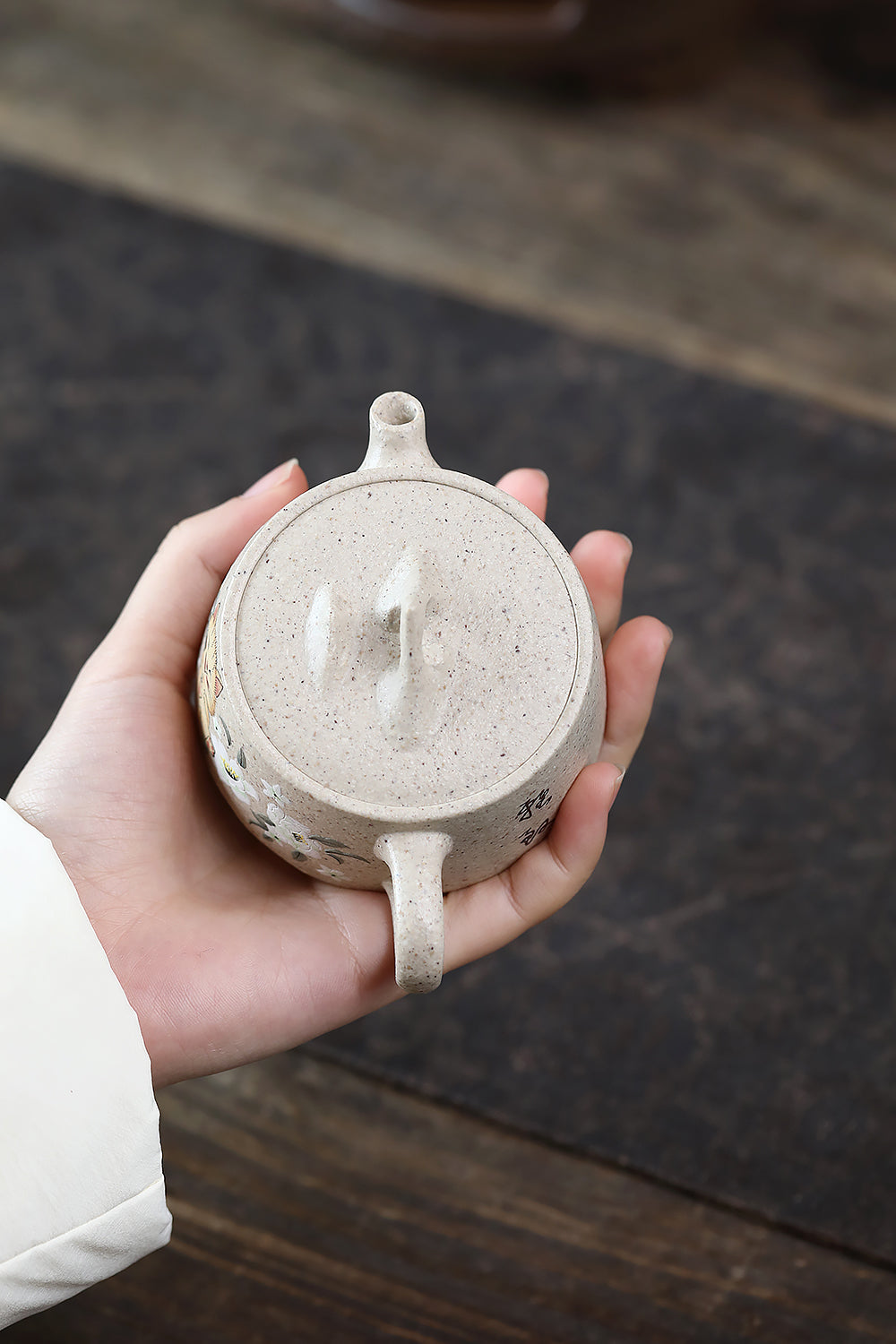 Handmade Yixing Zisha Teapot "Guan Shan" | 观山 - 120ml