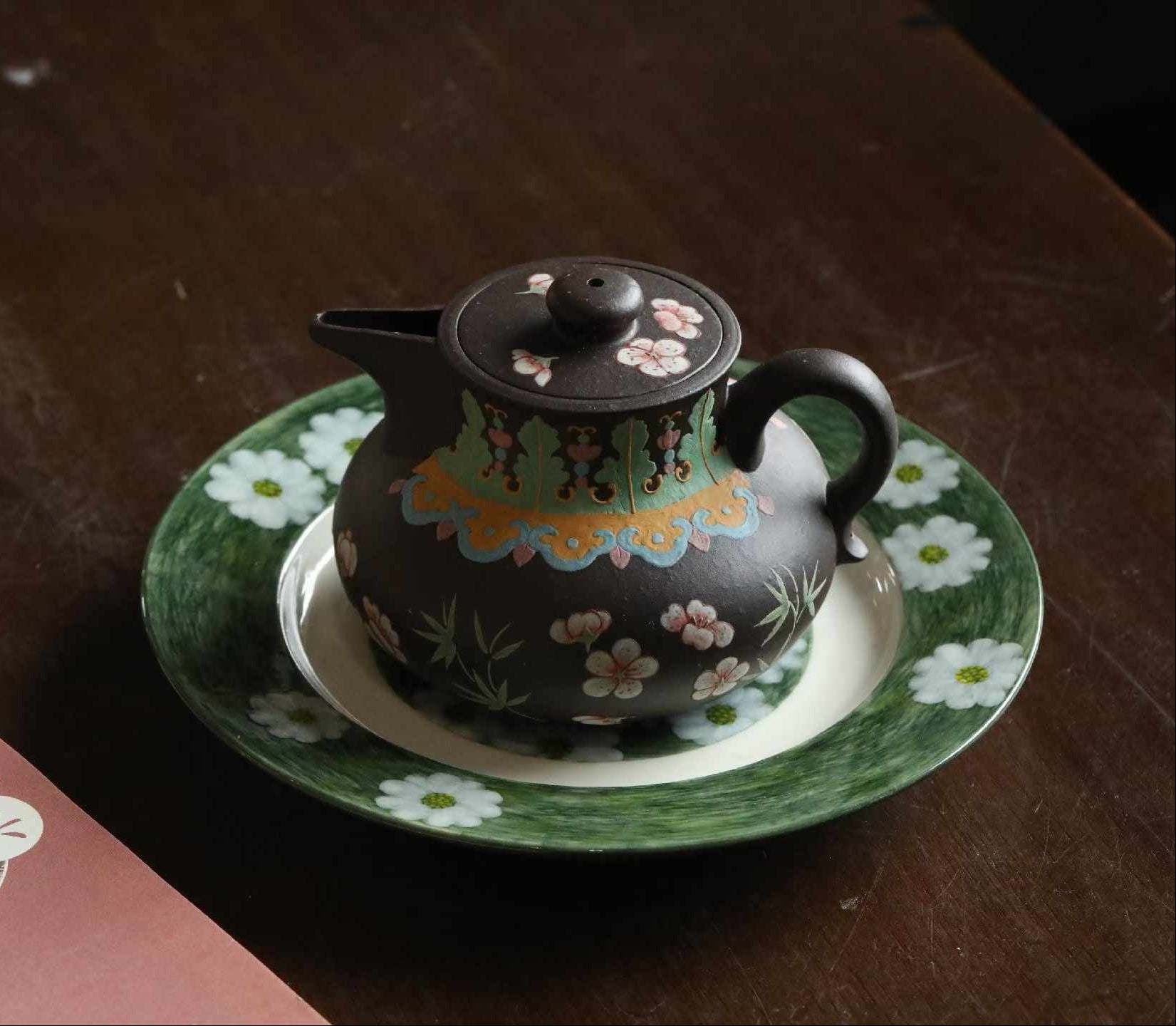 "Mo Xiang" Yixing Zisha Teapot - 150ml