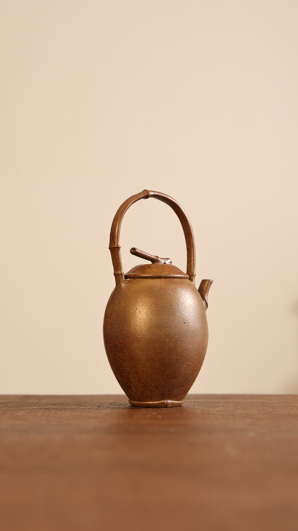 Handmade Yixing Zisha Teapot “Song Jun Ti Liang” | 松筠提梁 - 99ml