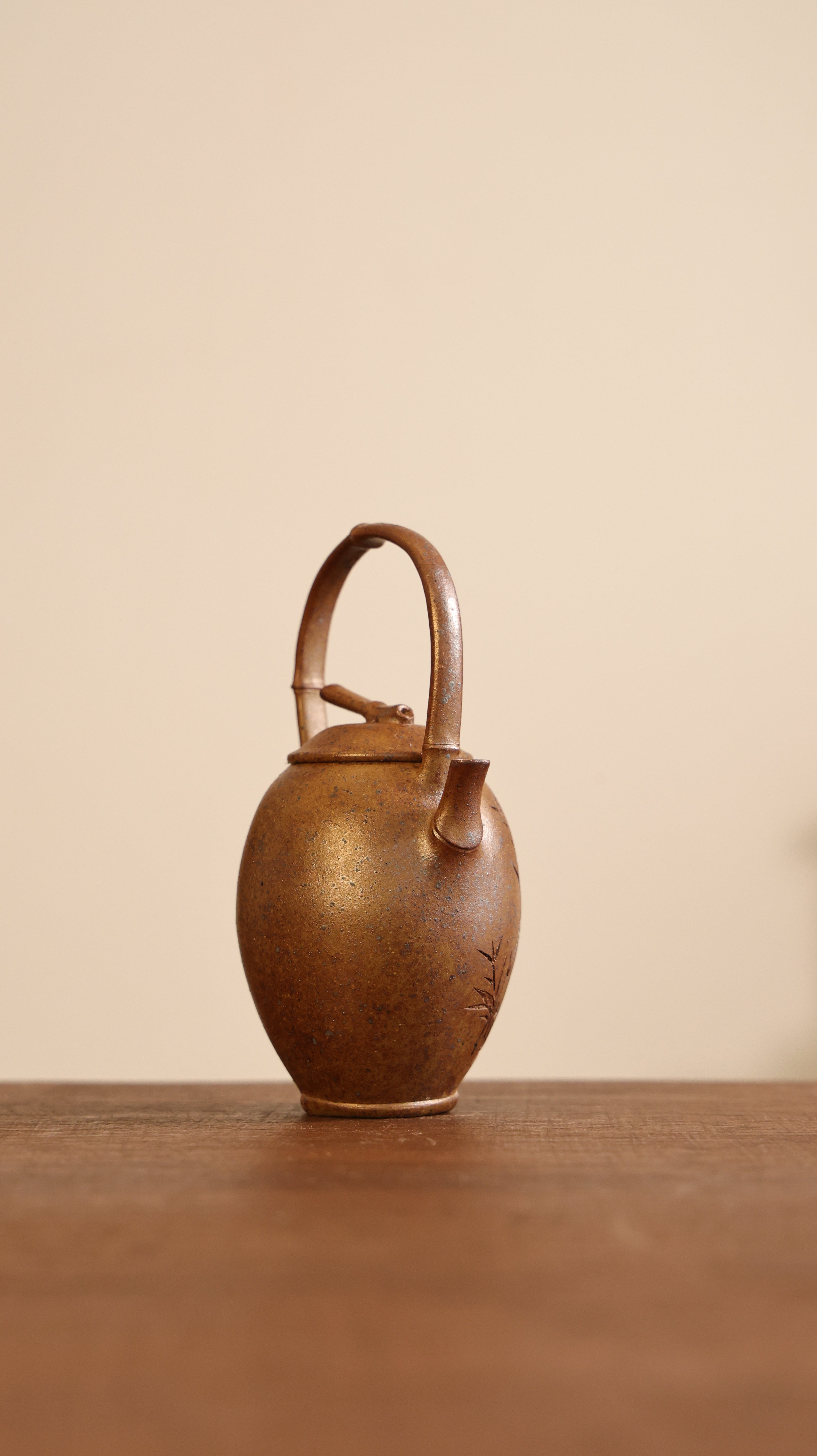 Handmade Yixing Zisha Teapot “Song Jun Ti Liang” | 松筠提梁 - 99ml