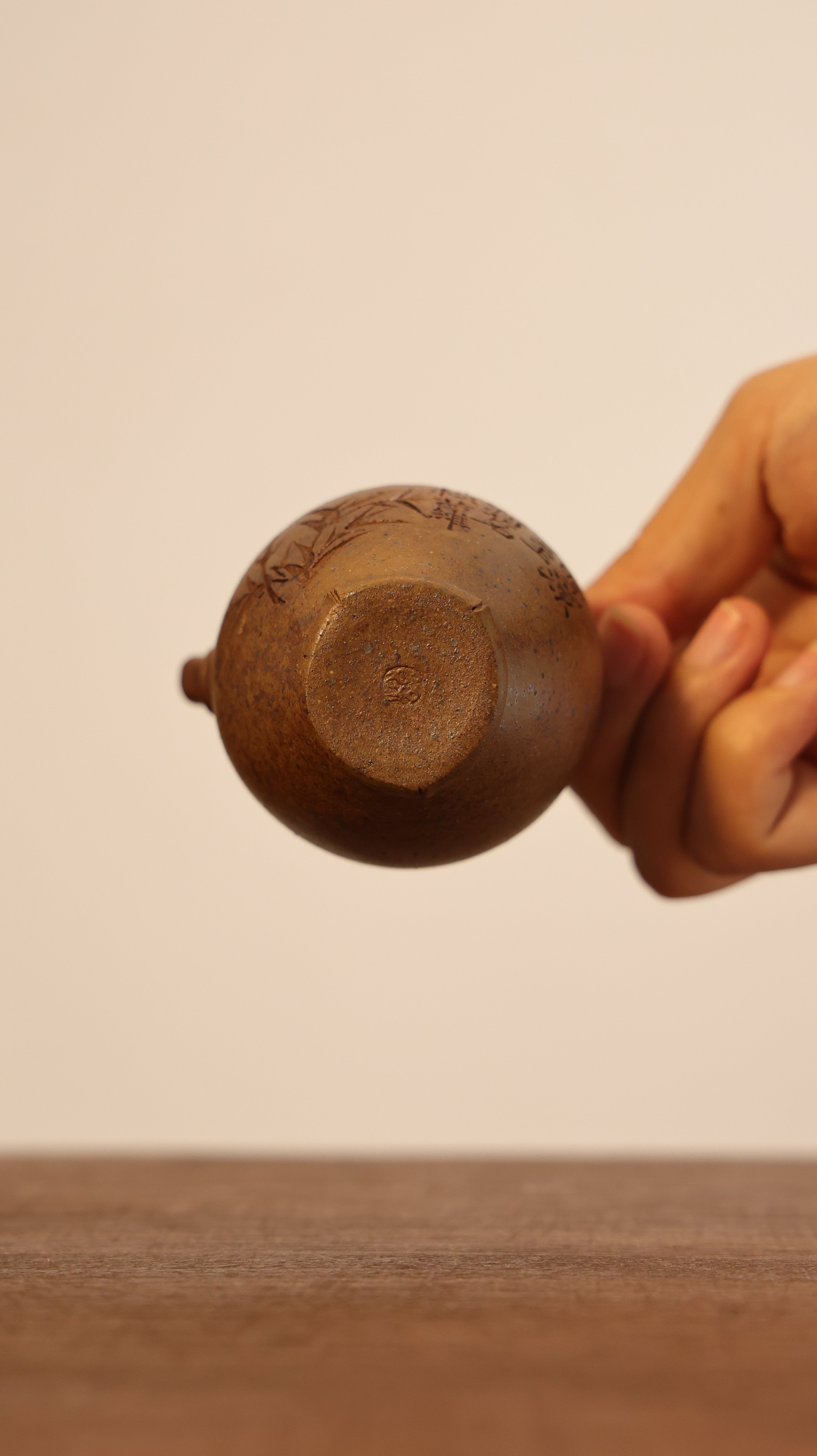 Handmade Yixing Zisha Teapot “Song Jun Ti Liang” | 松筠提梁 - 99ml