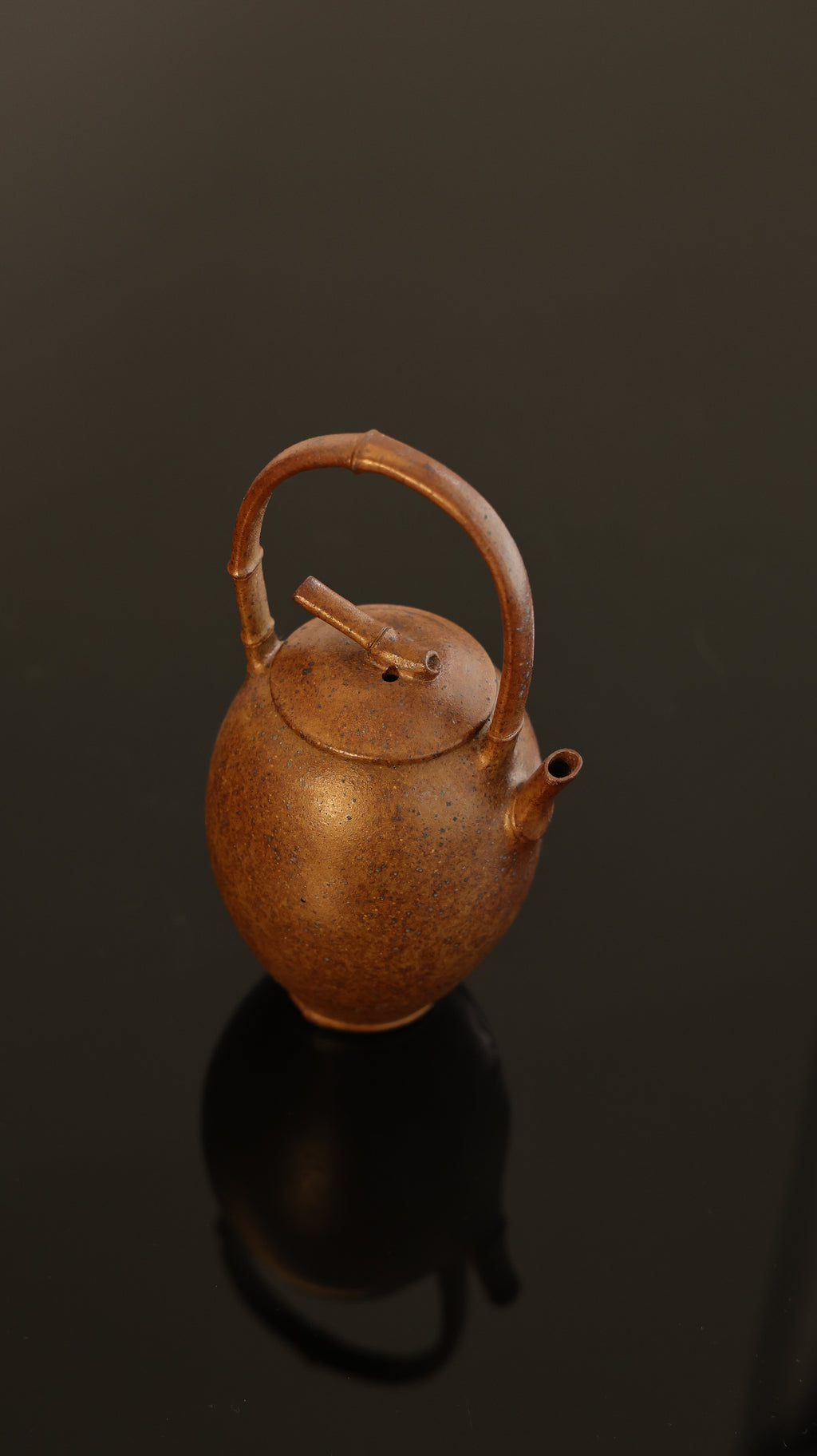 Handmade Yixing Zisha Teapot “Song Jun Ti Liang” | 松筠提梁 - 99ml
