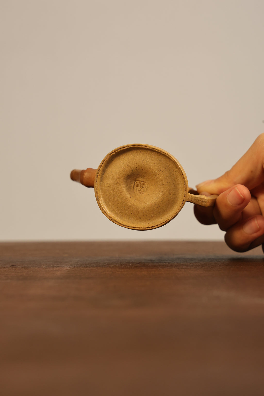 Handmade Yixing Zisha Teapot “Chan Xin" (Zen Heart) | 禅心 - 101ml