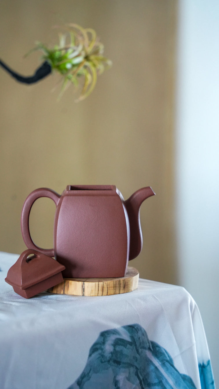 Fully Handmade Yixing Teapot "Xiao Han Fang" - 200ml