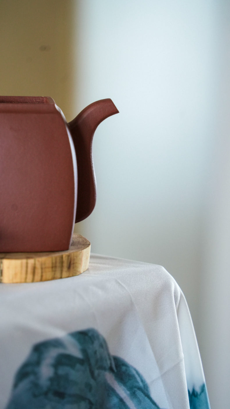 Fully Handmade Yixing Teapot "Xiao Han Fang" - 200ml