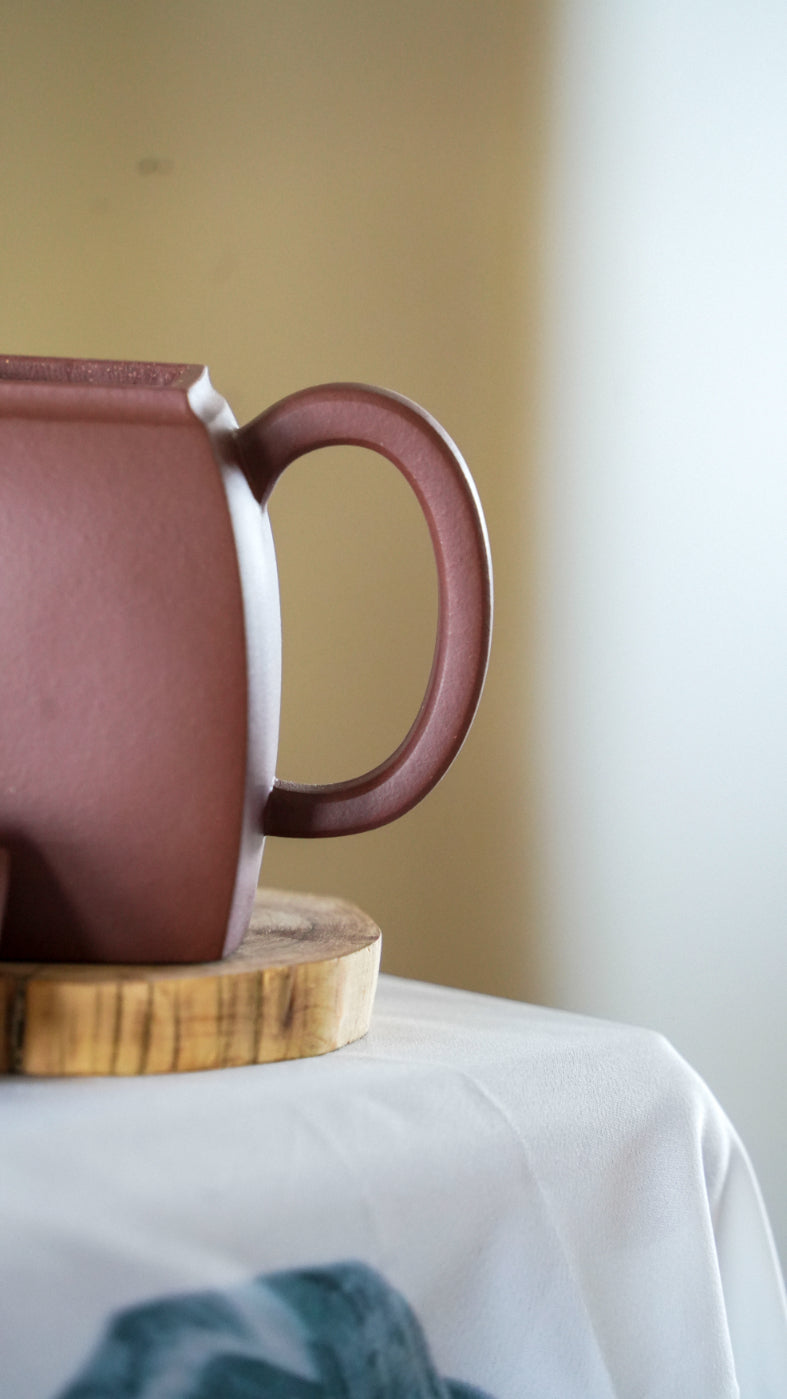 Fully Handmade Yixing Teapot "Xiao Han Fang" - 200ml