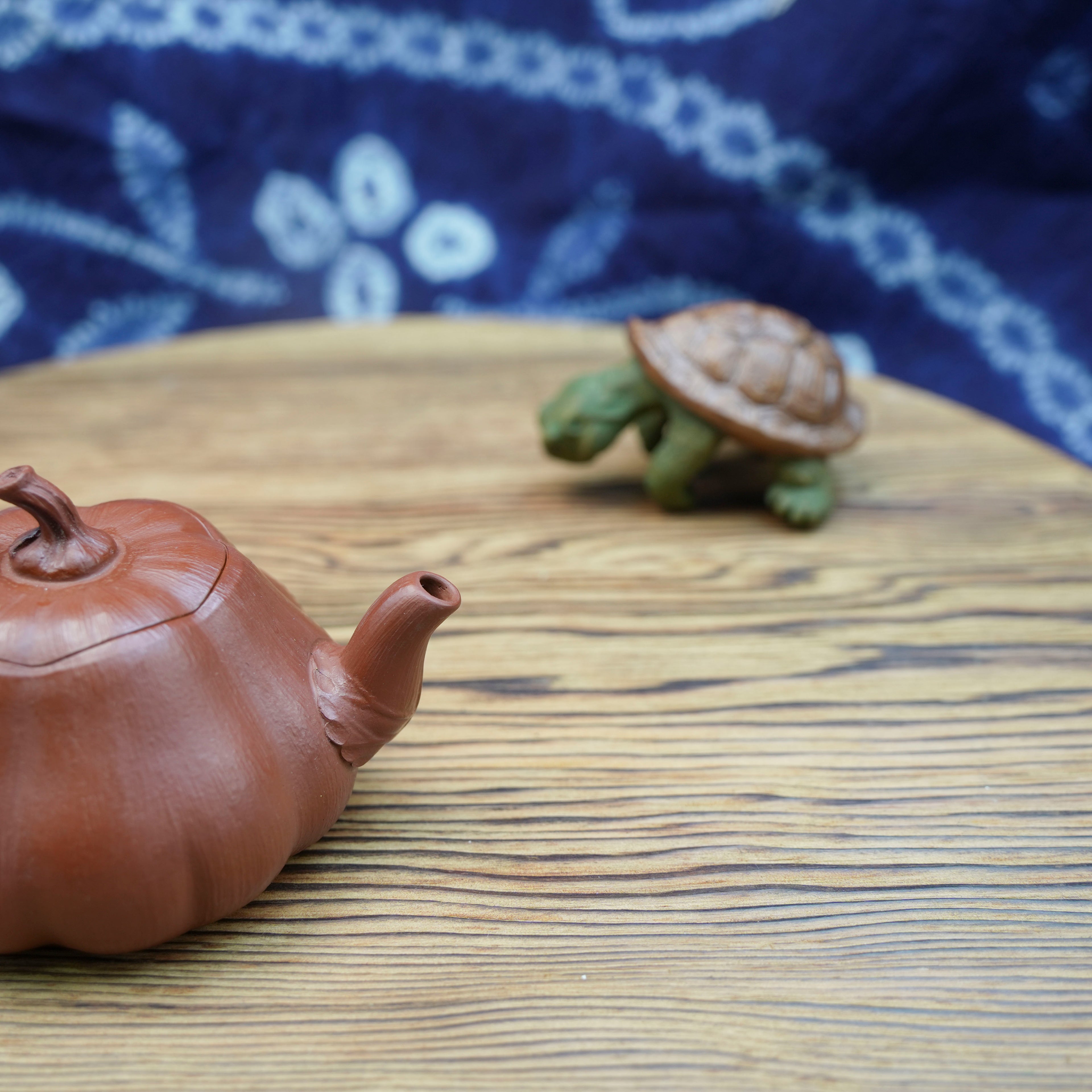 Handmade Yixing Zisha Teapot "Nan Gua" (Golden Harvest Pumpkin) | 南瓜壶 - 100ml