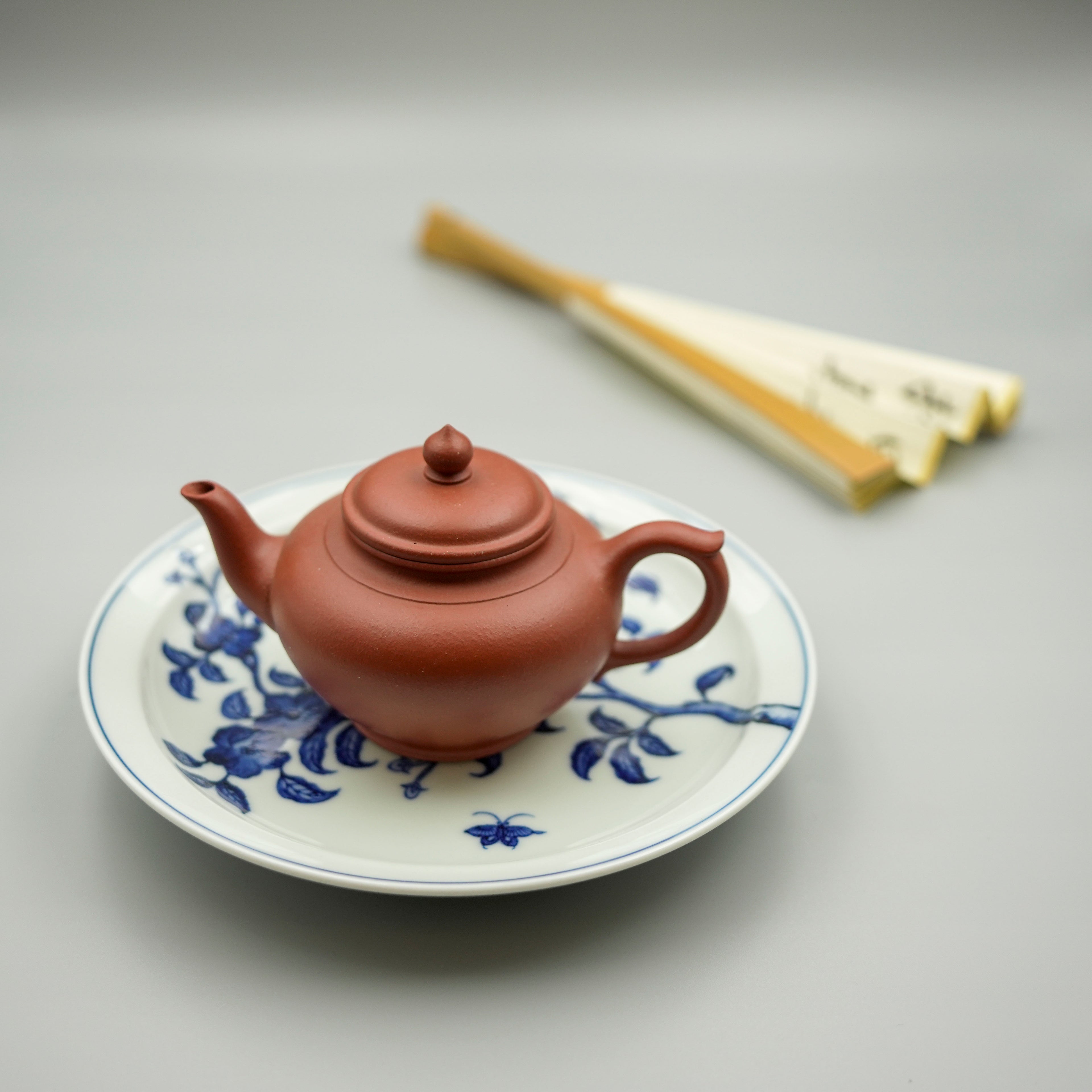 Handmade Yixing Zisha Teapot "Xiao Ying" | 笑樱 - 160ml