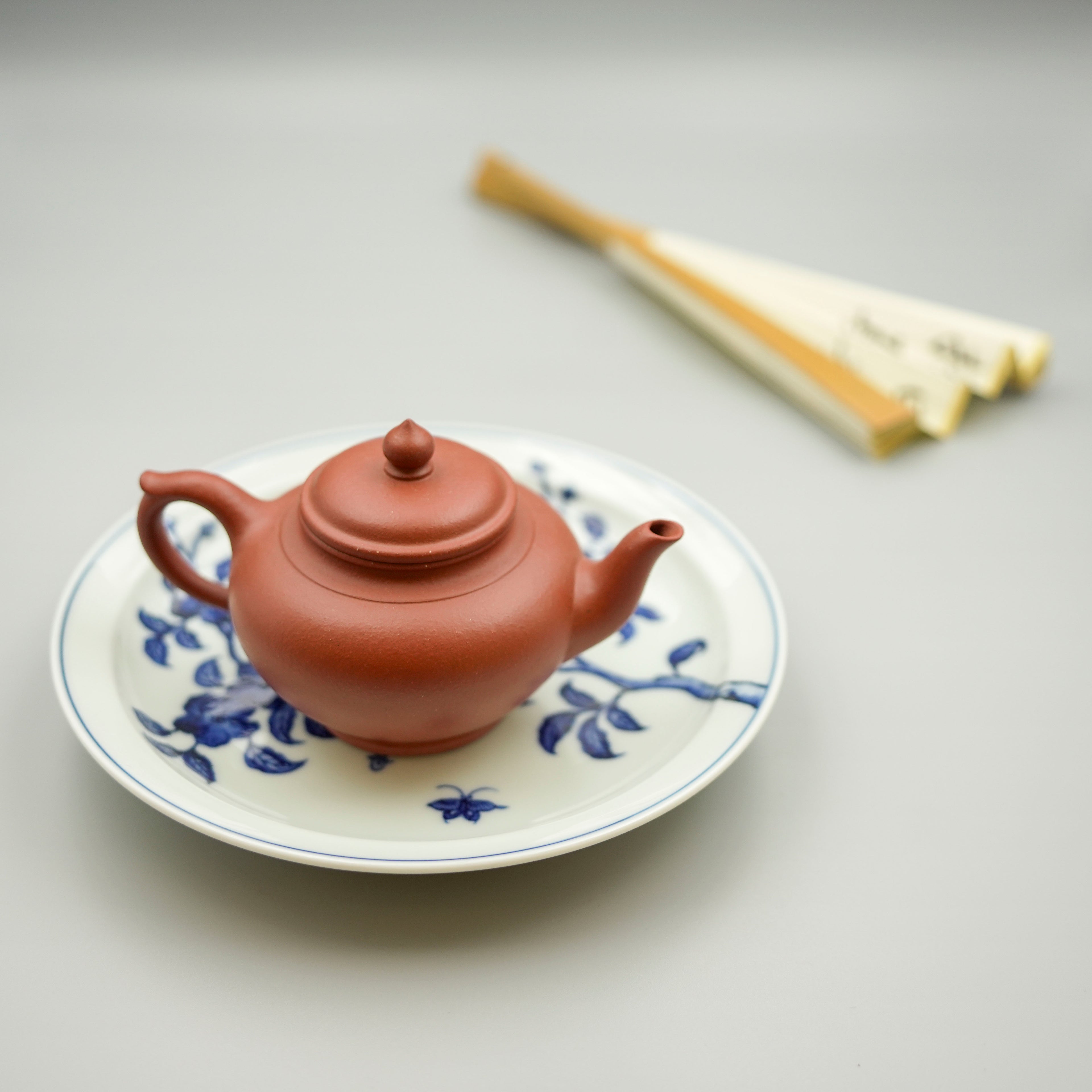Handmade Yixing Zisha Teapot "Xiao Ying" | 笑樱 - 160ml