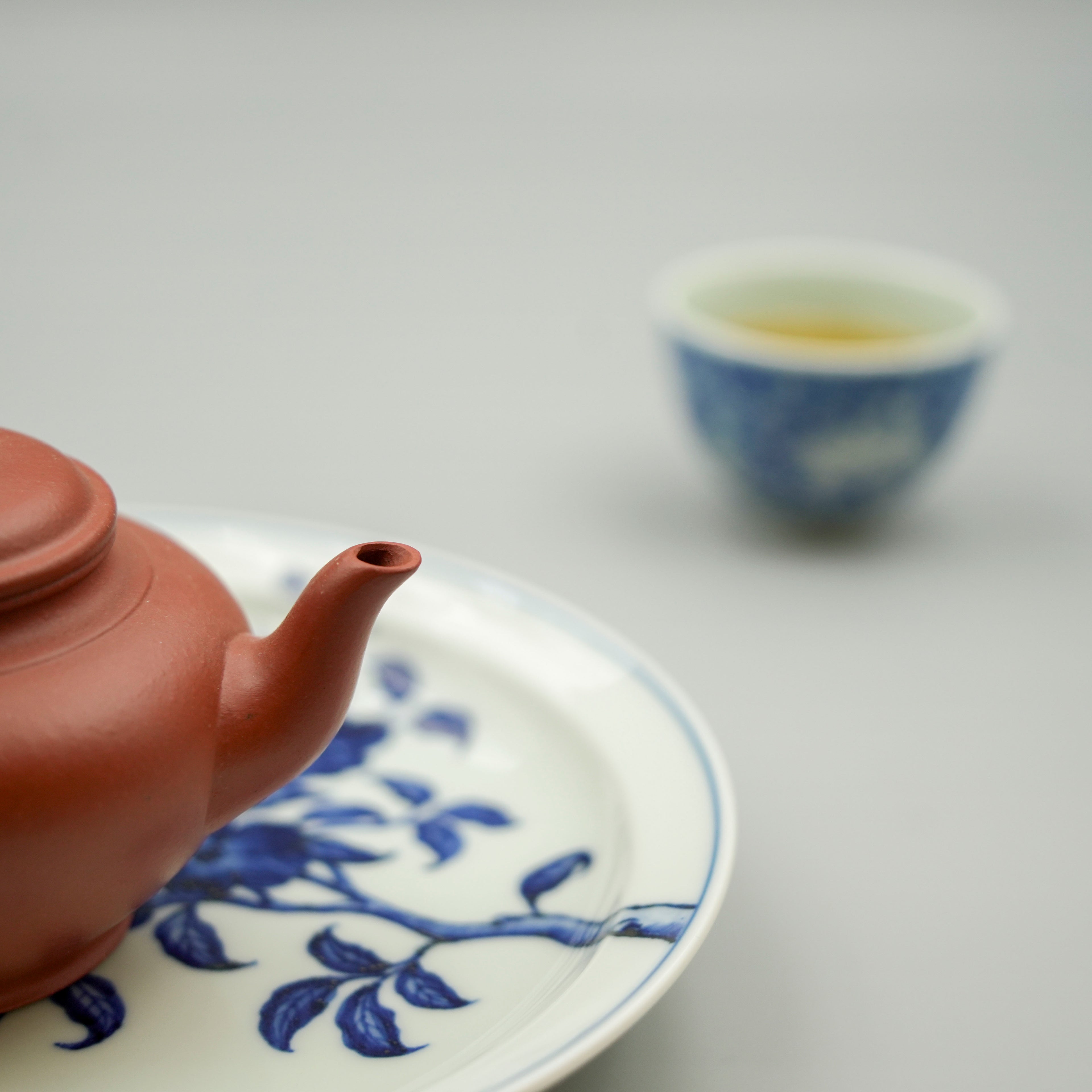 Handmade Yixing Zisha Teapot "Xiao Ying" | 笑樱 - 160ml