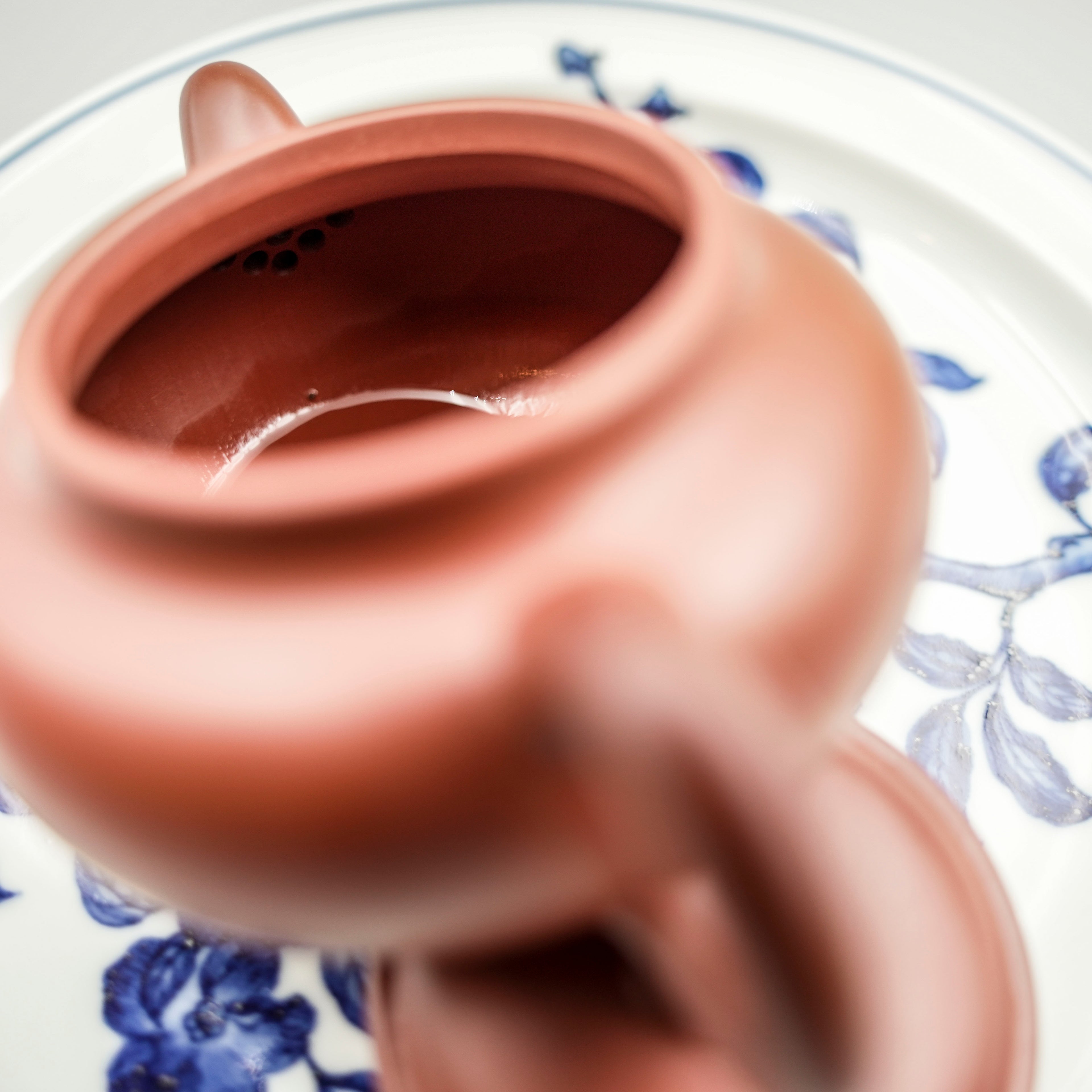 Handmade Yixing Zisha Teapot "Da Hong Pao Fang Gu" (Resembling Antiquity) | 大红袍仿古 - 201ml