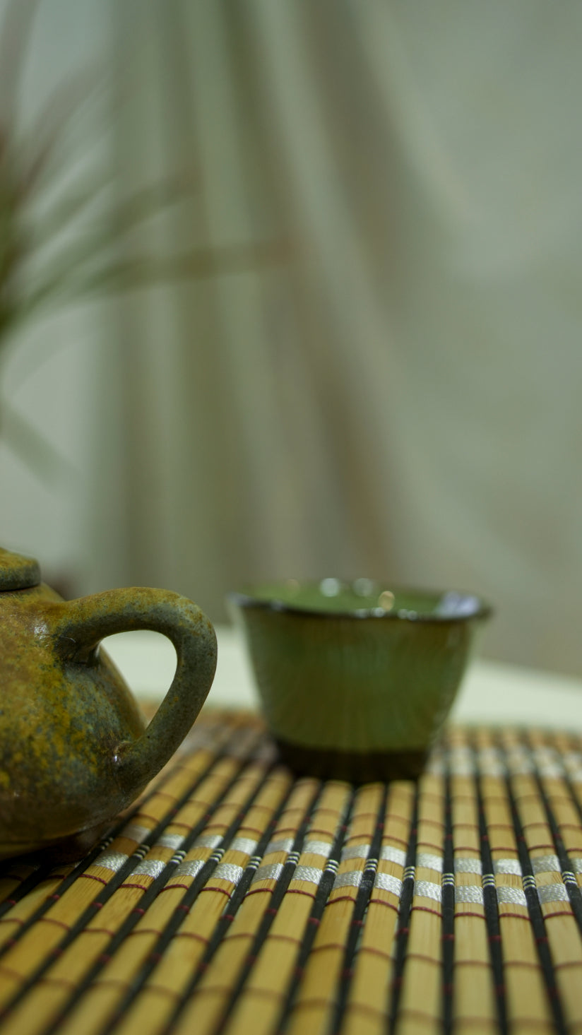 Traditional Style Zisha Teapot "Chai Shao Shi Piao"
