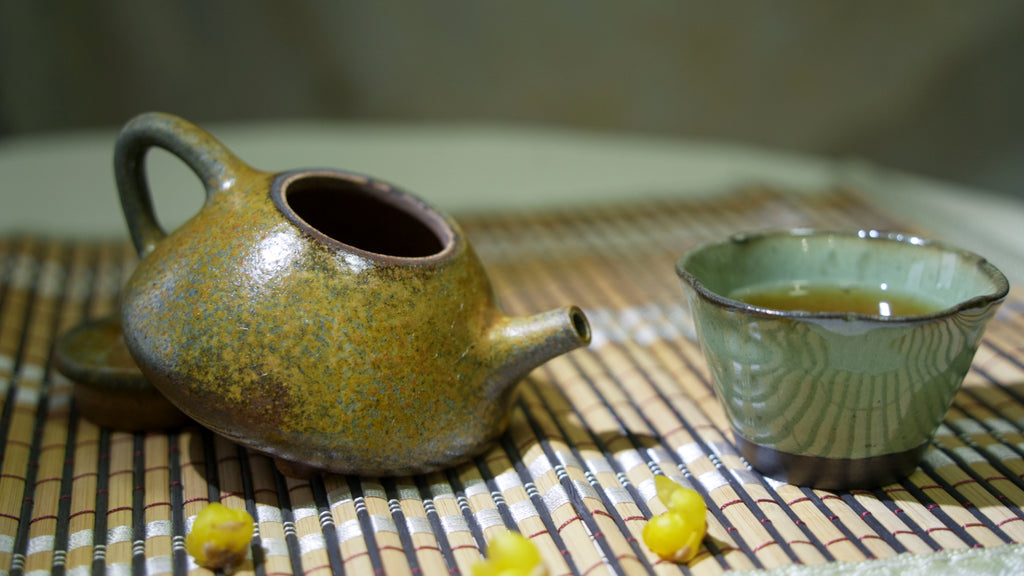 Traditional Style Zisha Teapot "Chai Shao Shi Piao"