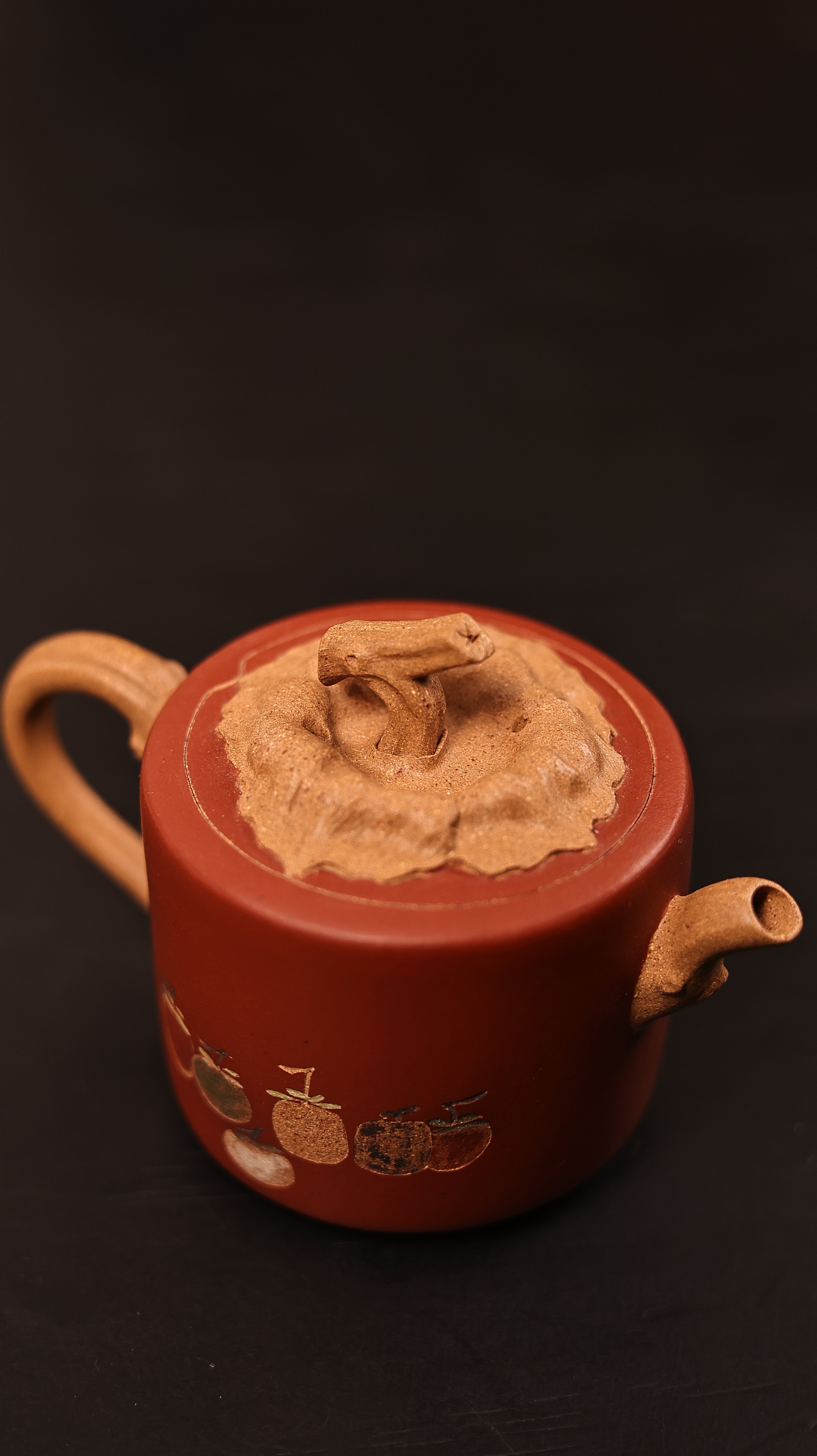 Handmade Yixing Zisha Teapot "Liu Shi Ji Xiang" (Six Auspicious Persimmons) | 六柿吉祥 - 94ml