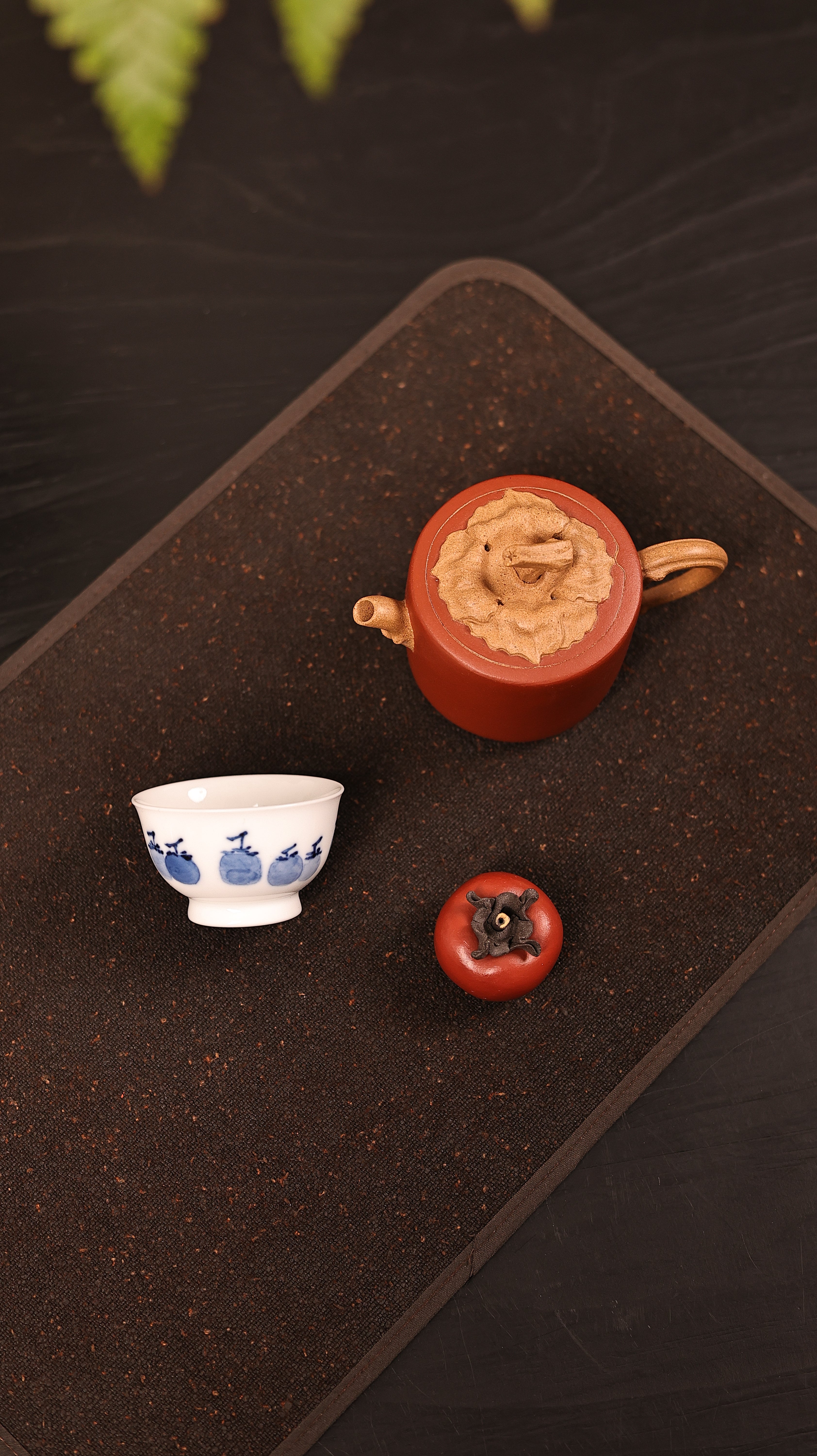 Handmade Yixing Zisha Teapot "Liu Shi Ji Xiang" (Six Auspicious Persimmons) | 六柿吉祥 - 94ml