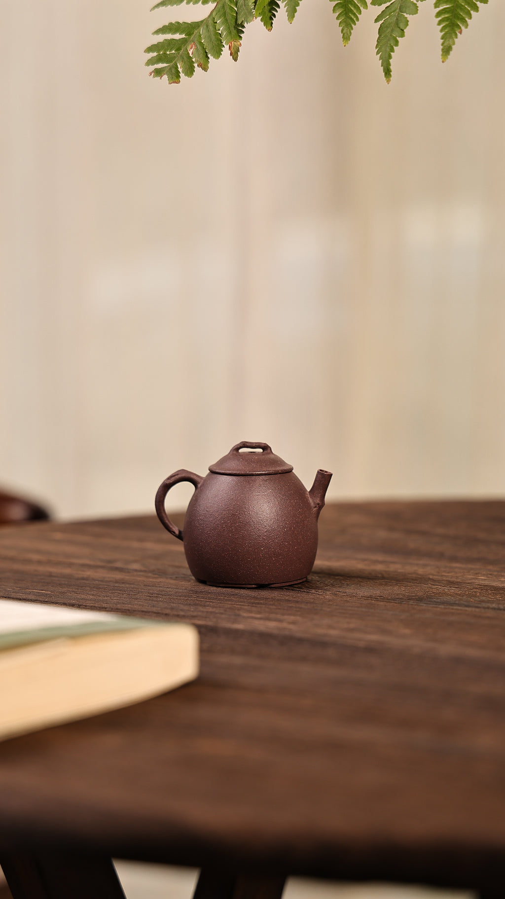 Handmade Yixing Zisha Teapot “Mei Yin Qin Quan” (Plum Blossom) | 梅隐秦权 - 97ml