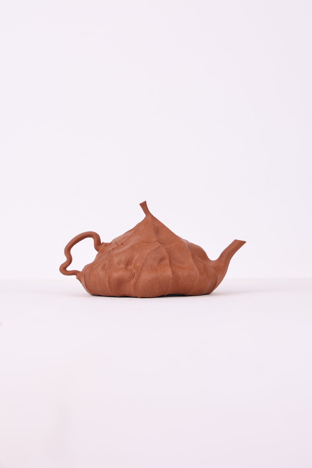 Handmade Yixing Zisha Teapot "Da Ji Ying" | 大寂影壶 - 98ml