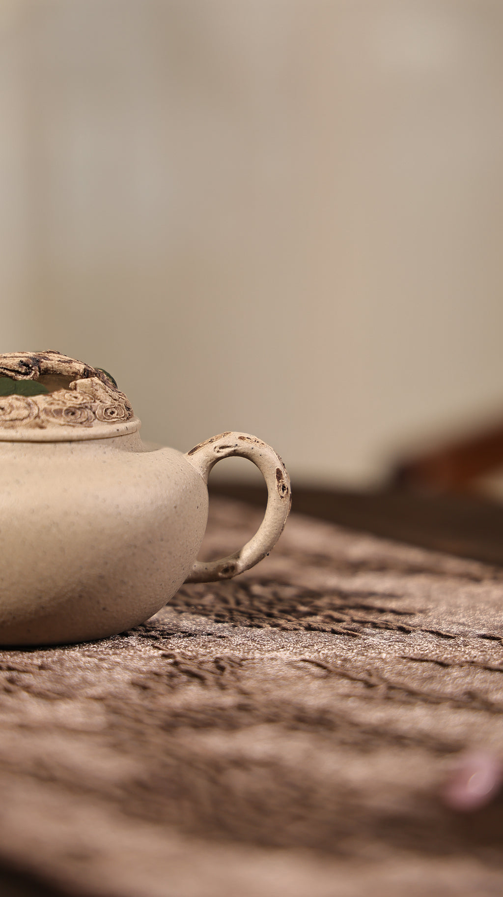 Handmade Yixing Zisha Teapot - "Yun Song" (Cloud Pine) | 云松- 103ml