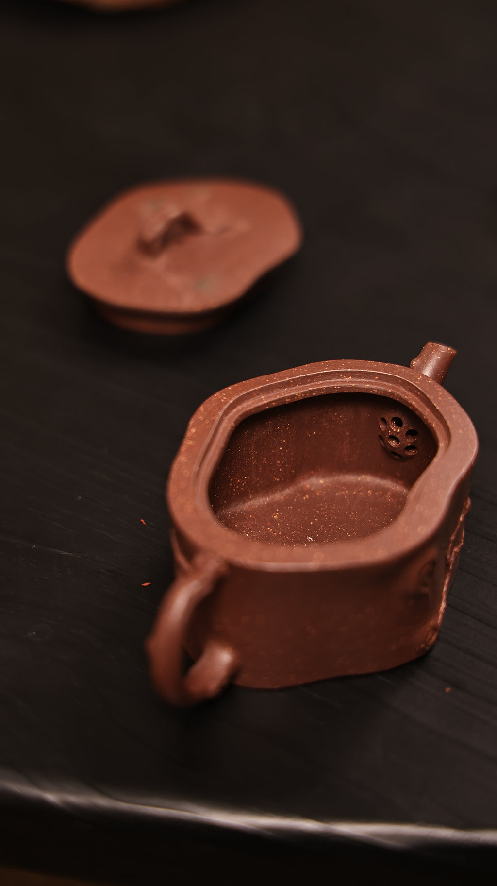 Handmade Yixing Zisha Teapot "Xue Song" (Snow Pine) | 雪松- 102ml