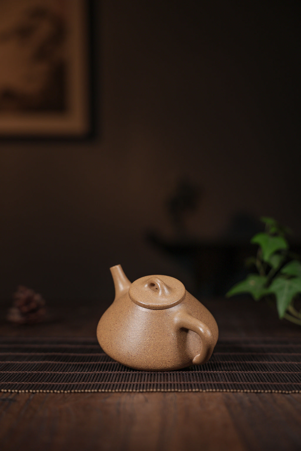 Handmade Yixing Zisha Teapot "Zi Ye" (Ziye Shi Piao / Stone Scoop) | 子冶石瓢 - 200ml