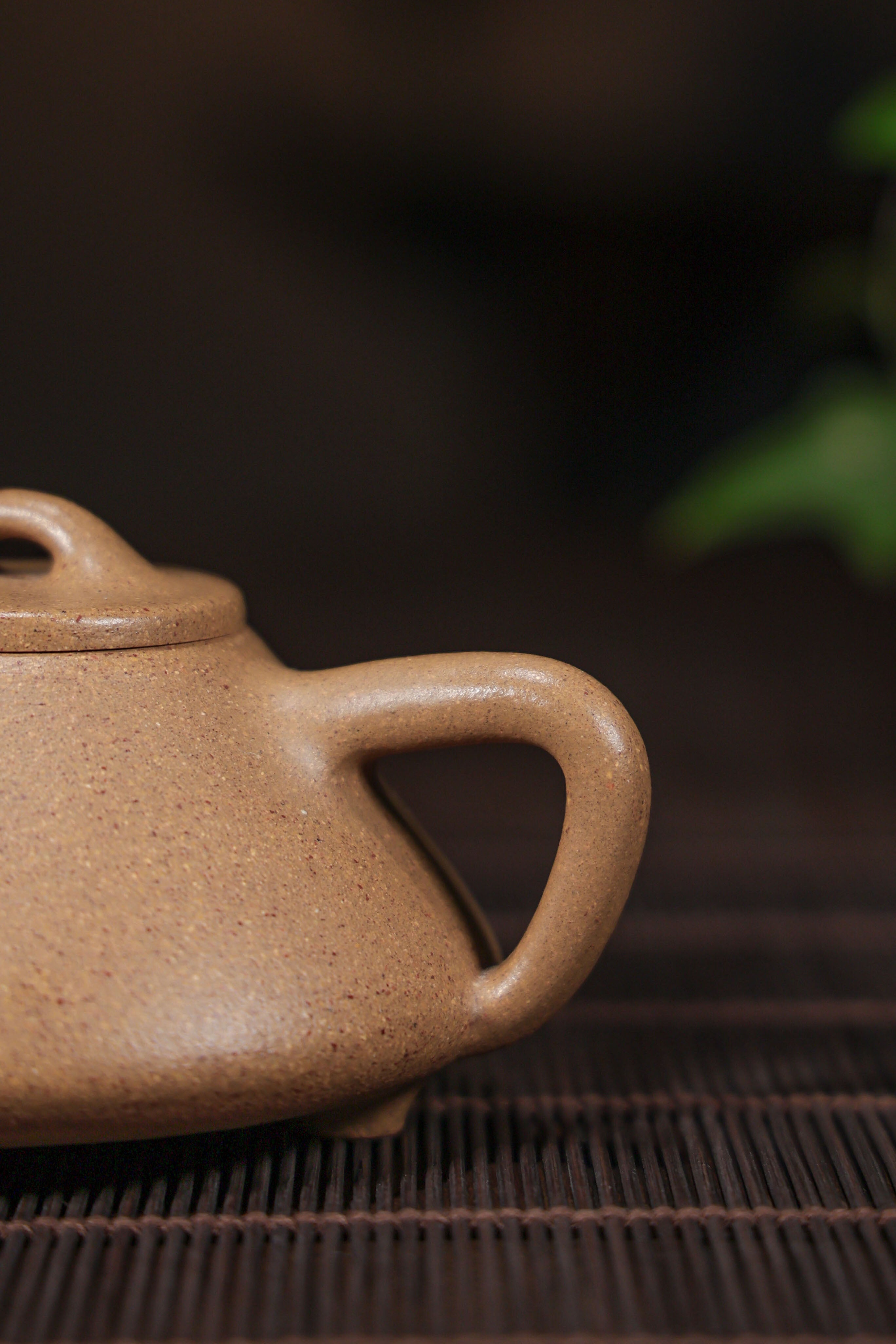 Handmade Yixing Zisha Teapot "Zi Ye" (Ziye Shi Piao / Stone Scoop) | 子冶石瓢 - 200ml