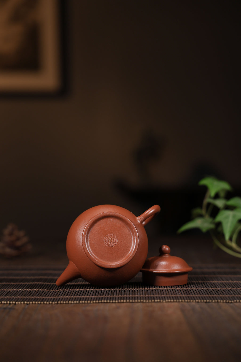 Handmade Yixing Zisha Teapot "Shui Ping" | 水平壶 - 130ml / 160ml