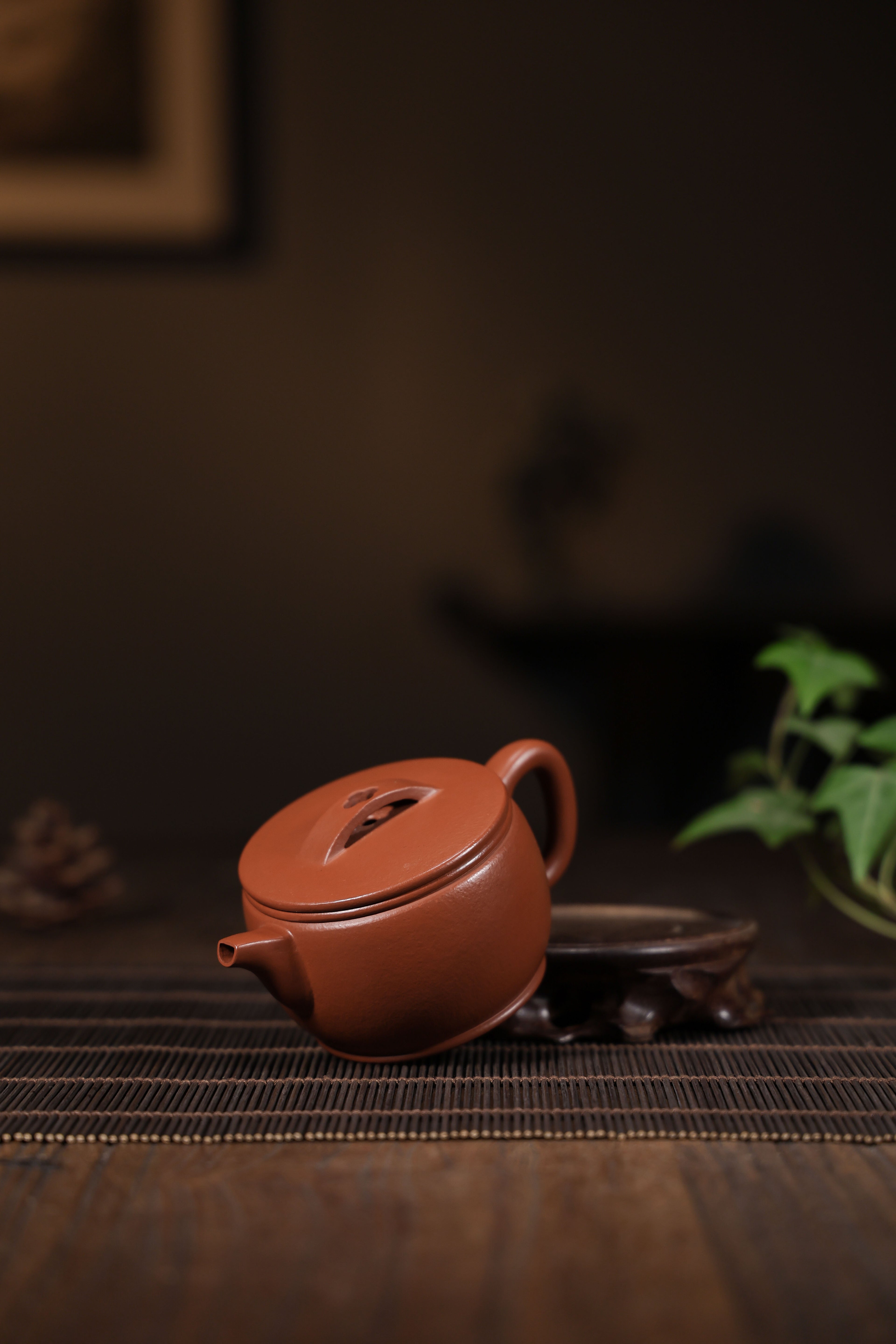 Handmade Yixing Zisha Teapot "Han Wa" | 汉瓦 - 160ml