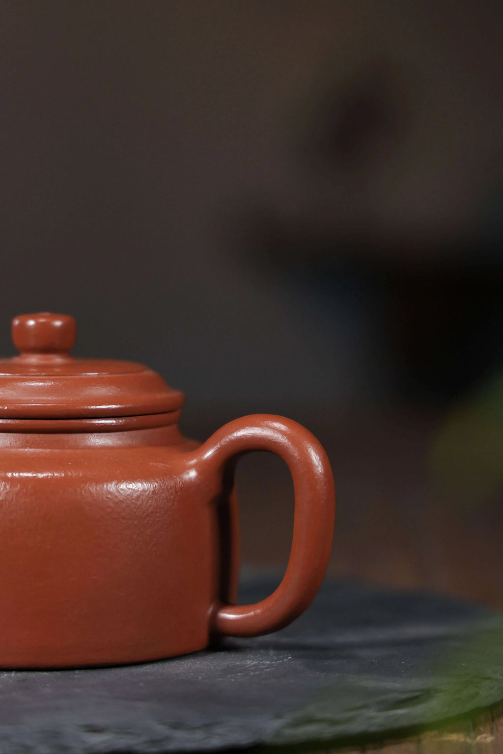 Handmade Yixing Zisha Teapot "De Zhong" | 德钟 - Various Capacities