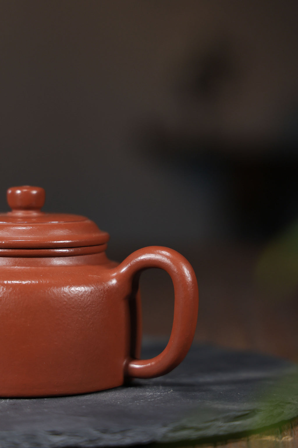 Handmade Yixing Zisha Teapot "De Zhong" | 德钟 - Various Capacities