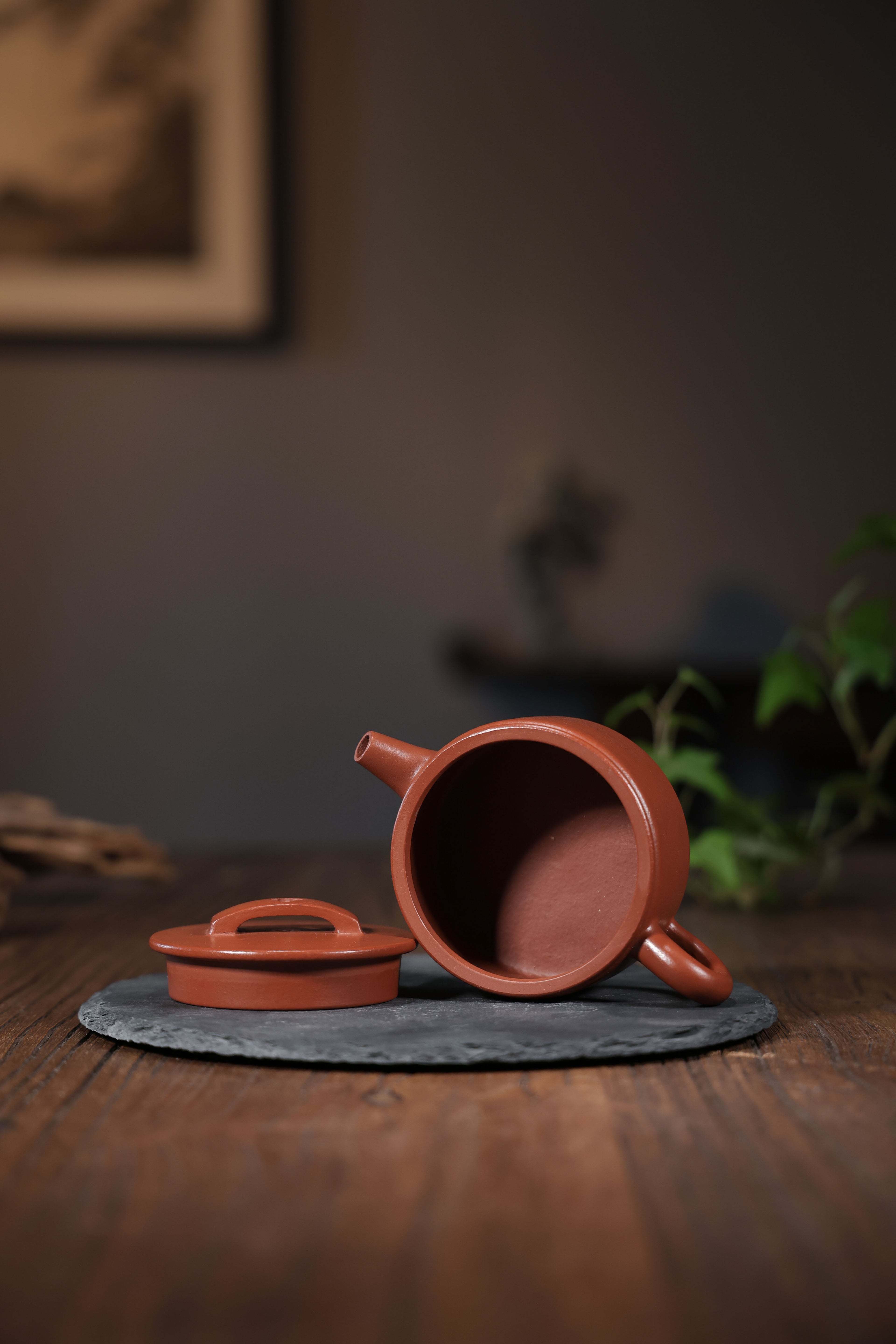 Handmade Yixing Zisha Teapot "Pao Zui Han Wa" (Cannon Spout Han Tile) | 炮嘴汉瓦 - 150ml