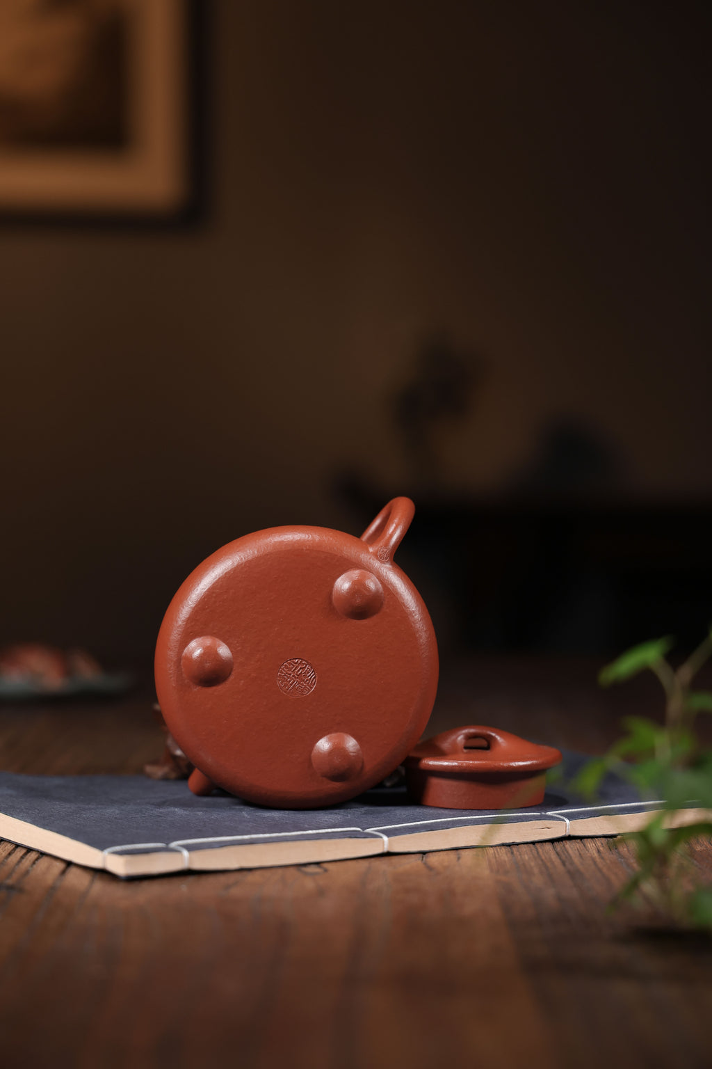 Handmade Yixing Zisha Teapot "Man Piao" | 满瓢 - 200ml