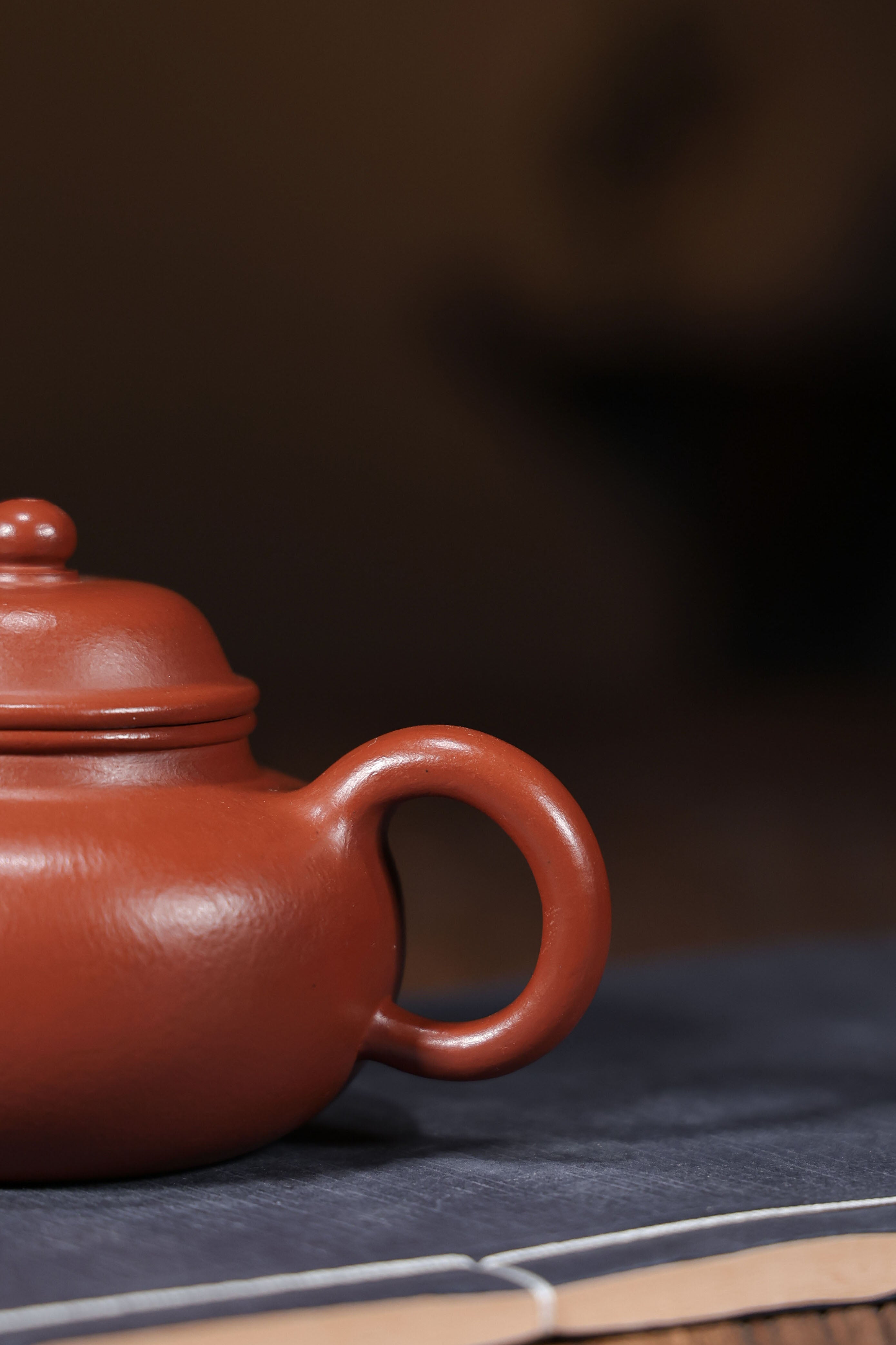 Handmade Yixing Zisha Teapot "Rong Tian" | 容天壶 - 160ml / 200ml