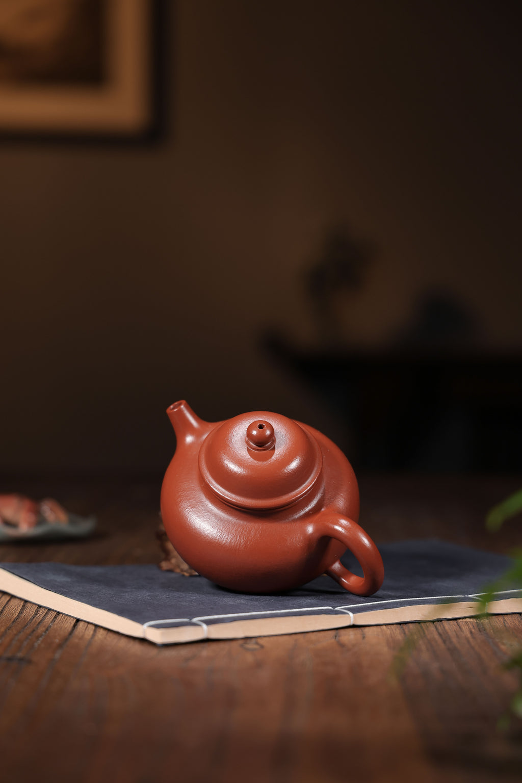 Handmade Yixing Zisha Teapot "Rong Tian" | 容天壶 - 160ml / 200ml