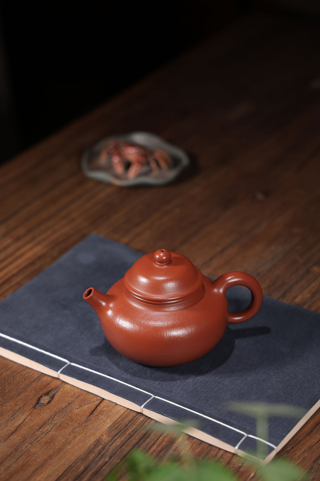 Handmade Yixing Zisha Teapot "Rong Tian" | 容天壶 - 160ml / 200ml