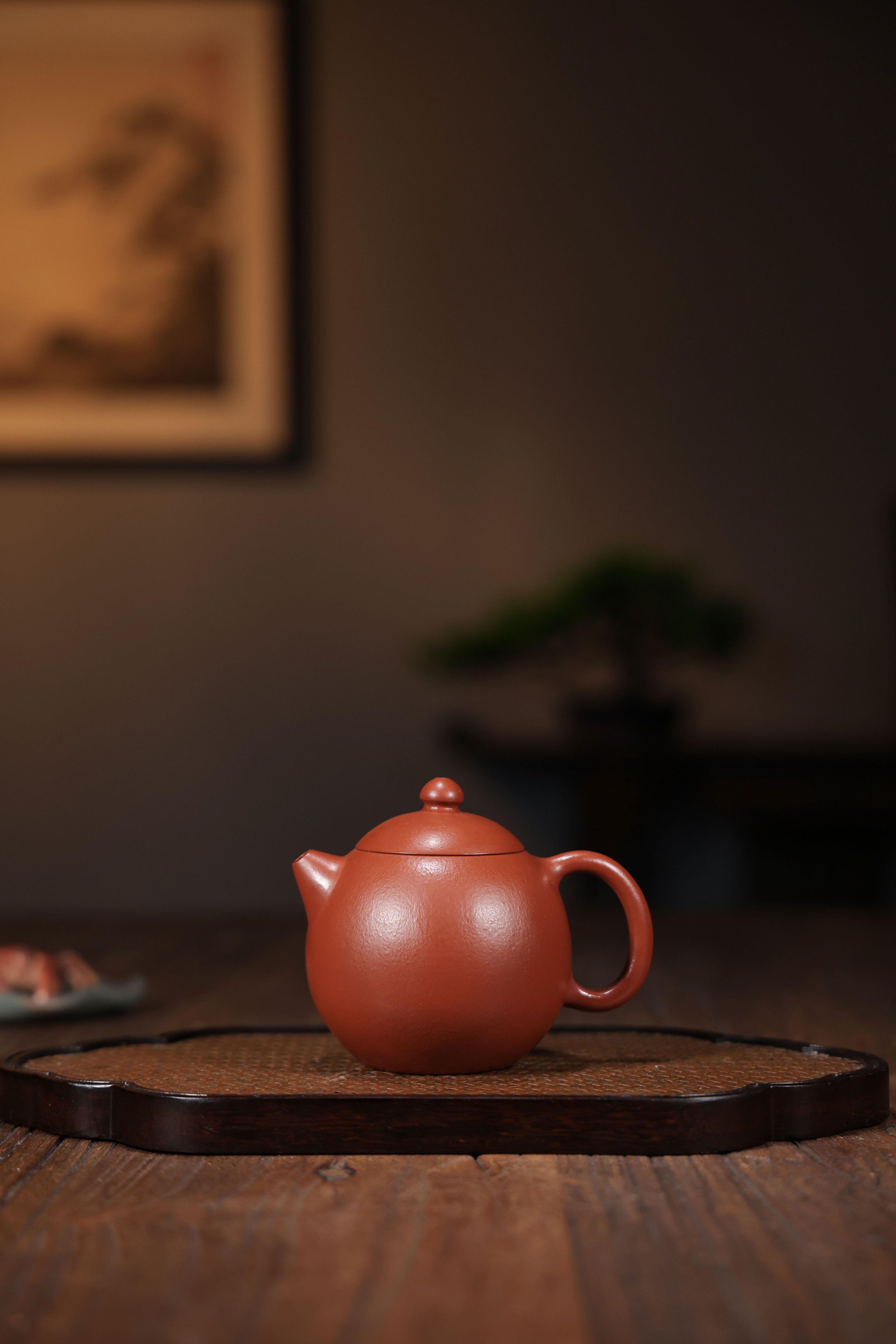 Handmade Yixing Zisha Teapot "Long Dan" (Dragon Egg) | 龙旦 - 180ml