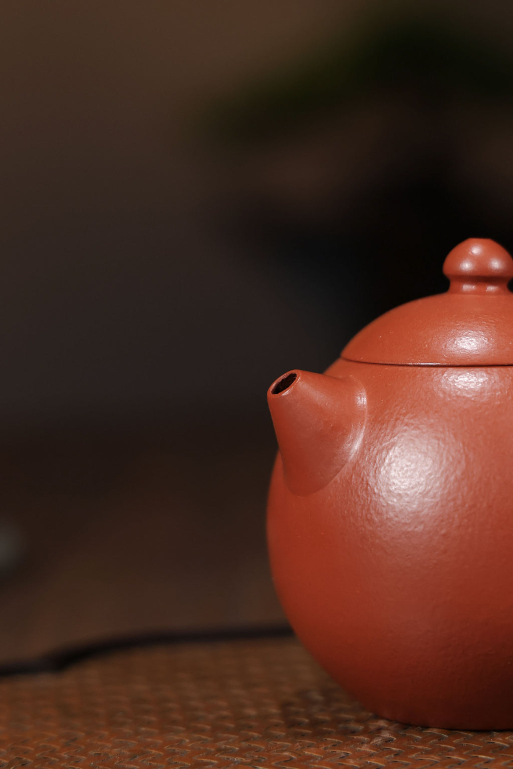 Handmade Yixing Zisha Teapot "Long Dan" (Dragon Egg) | 龙旦 - 180ml