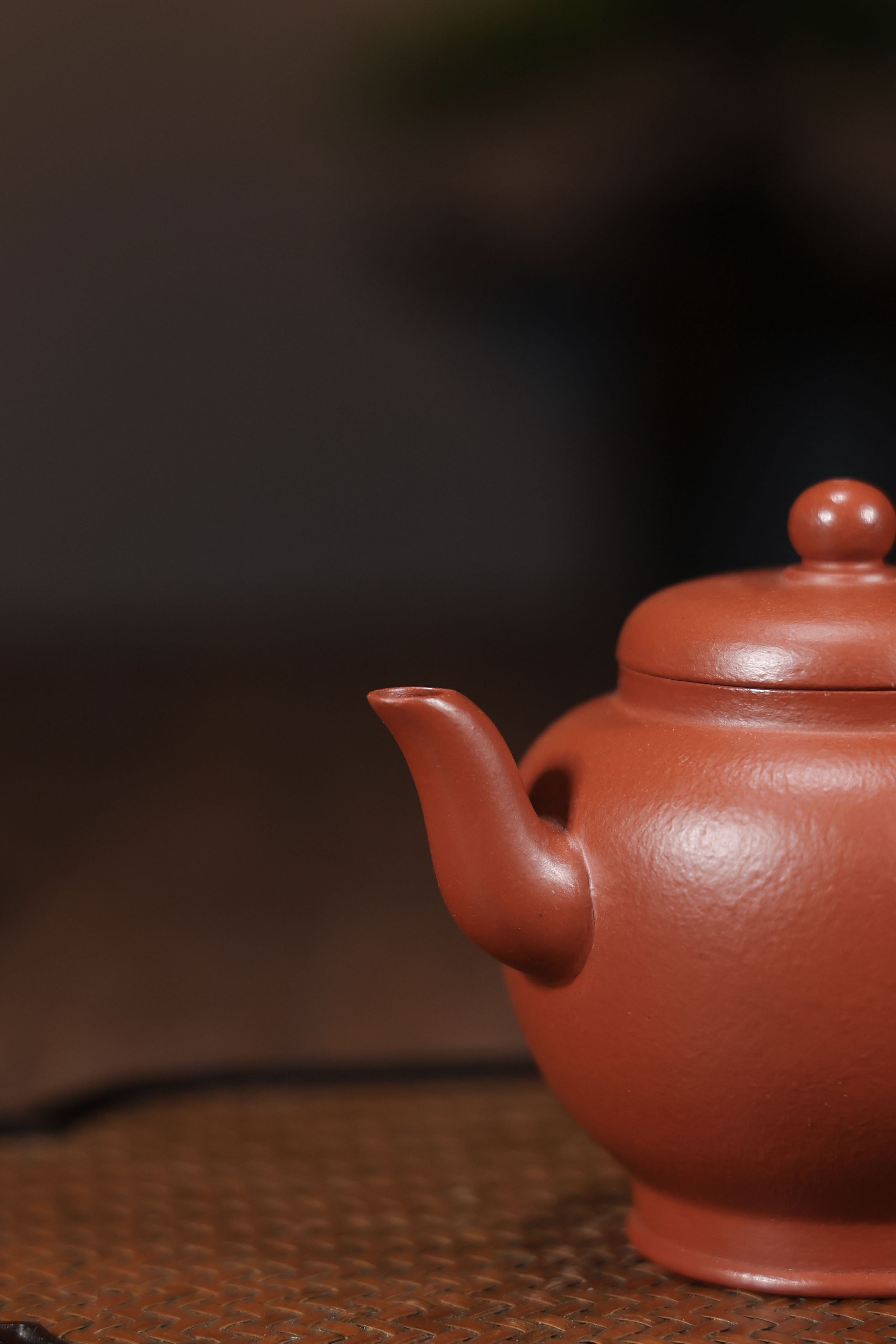Handmade Yixing Zisha Teapot "Nanzhou Gao Shi" | 南洲高士 - 180ml