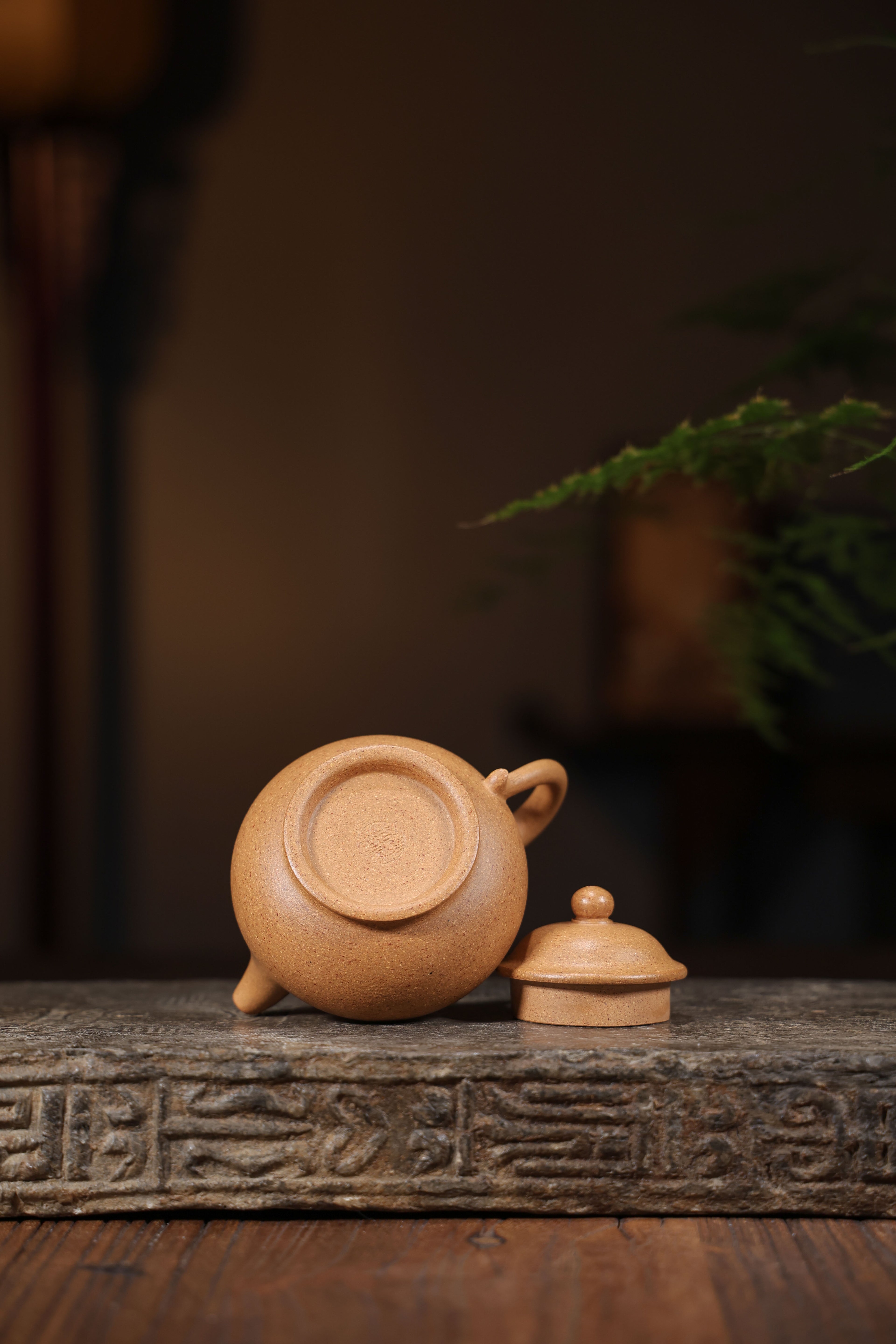 Handmade Yixing Zisha Teapot "Gao Pan" (Tall Pan Pot) | 高潘壶 - 200ml