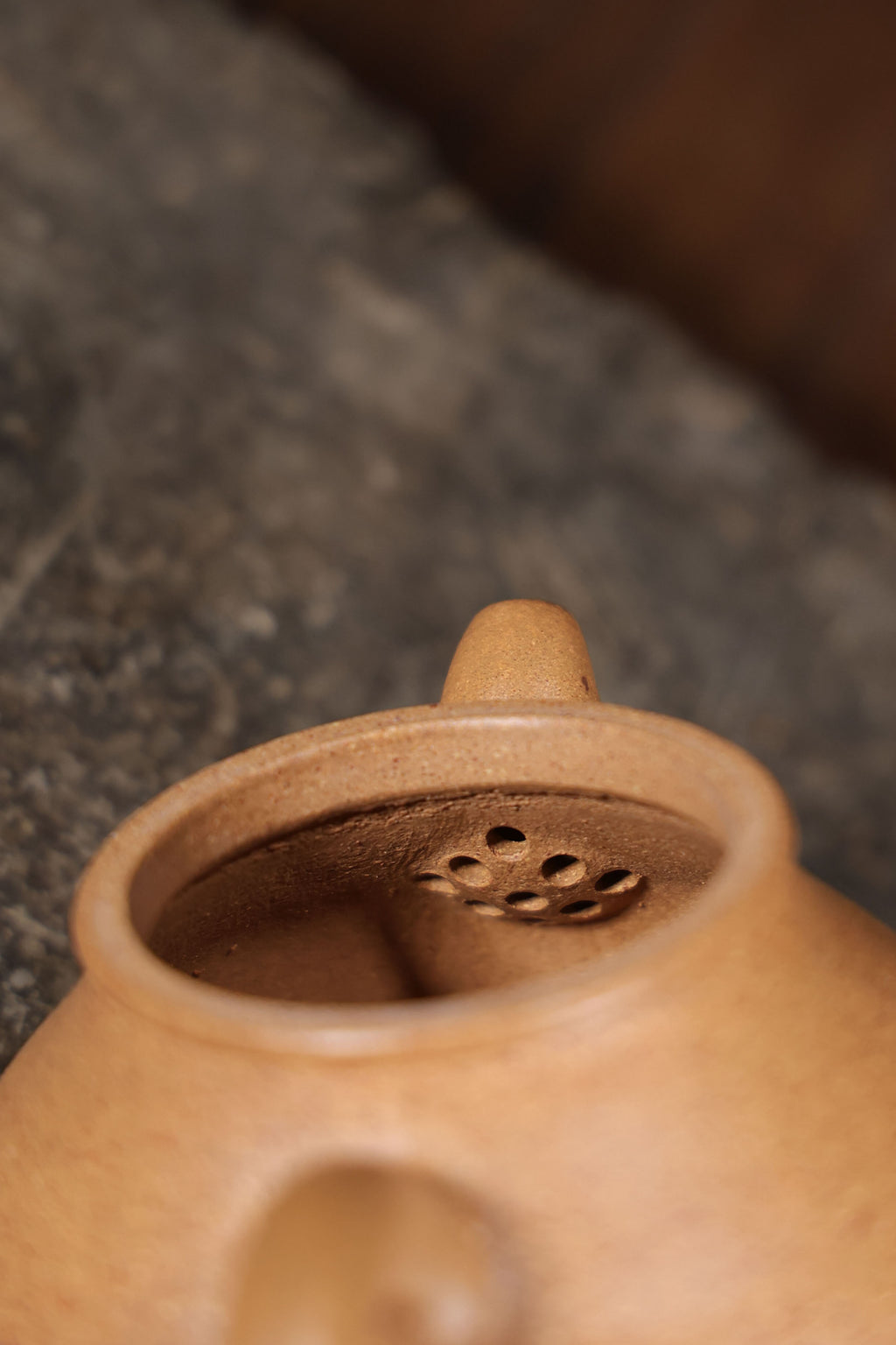 Handmade Yixing Zisha Teapot "Gao Pan" (Tall Pan Pot) | 高潘壶 - 200ml