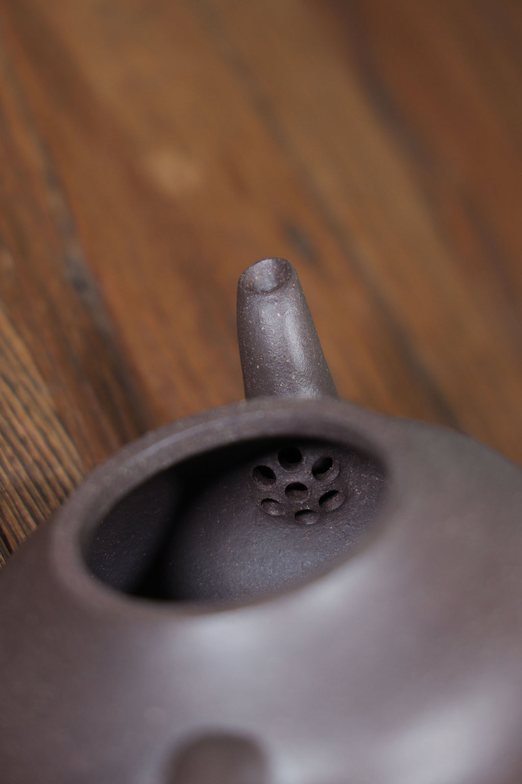 Handmade Yixing Zisha Teapot "Li Xing" (Pear Shape) | 梨形 - 230ml