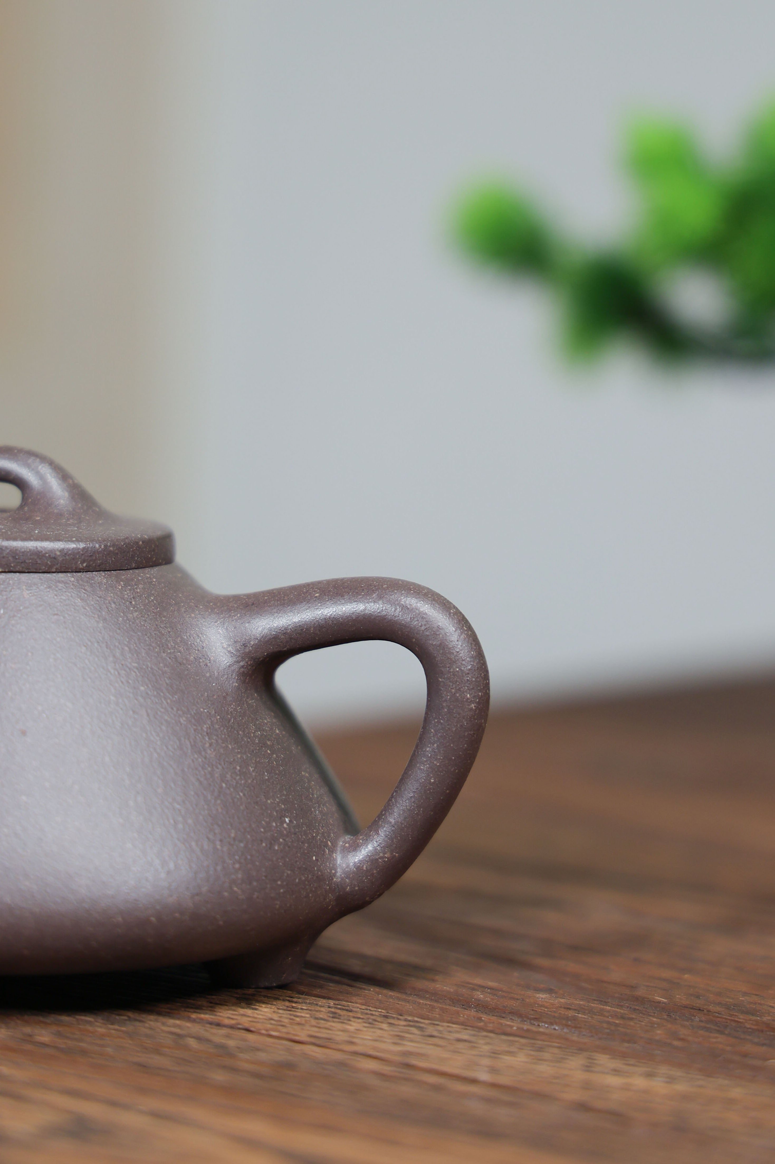 Handmade Yixing Zisha Teapot "Ziye Shipiao" (Ziye Stone Scoop) | 子冶石瓢 - 220ml